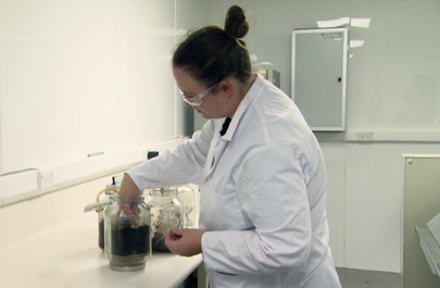 RD21 ART 01 Bioplastic Net Clips For Wine Industry Steph Weal Biodegarding Testing